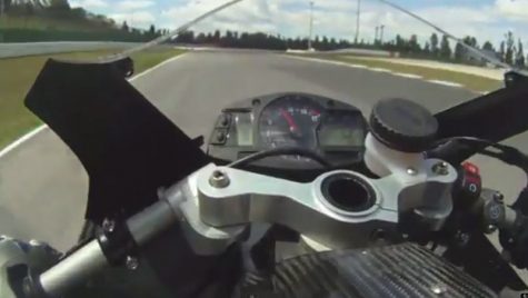 VIDEO: La plimbare cu o motocicletă de Moto2 – Vyrus 986 M2